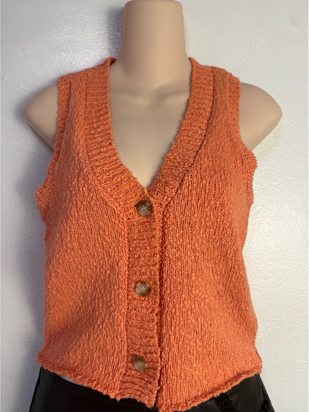 Billabong Orange Textured Knit Button-Up Vest Top. XS/S